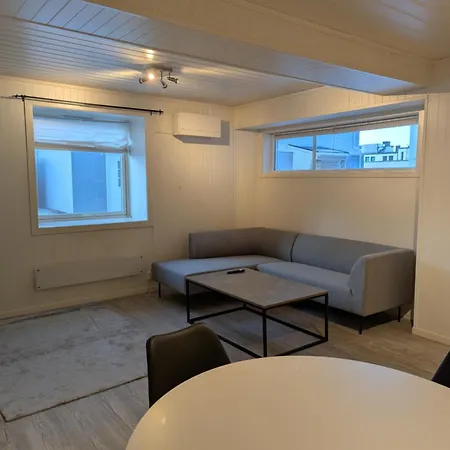 Modern Near Train Station H77a Apartment Narvik