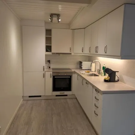 Apartment Modern Near Train Station H77a *