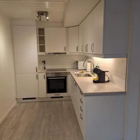 Modern Near Train Station H77a *