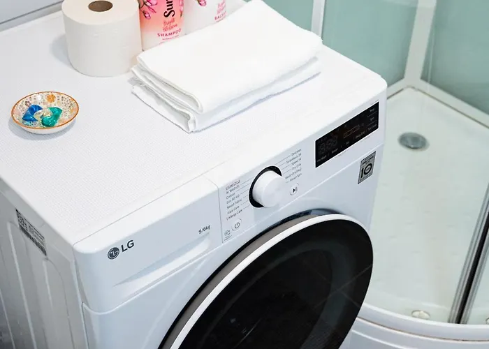 Modern Near Train Station H77a *